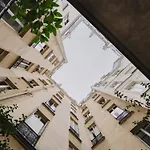 Large And Calm 2Br Apt With Ac & Patio