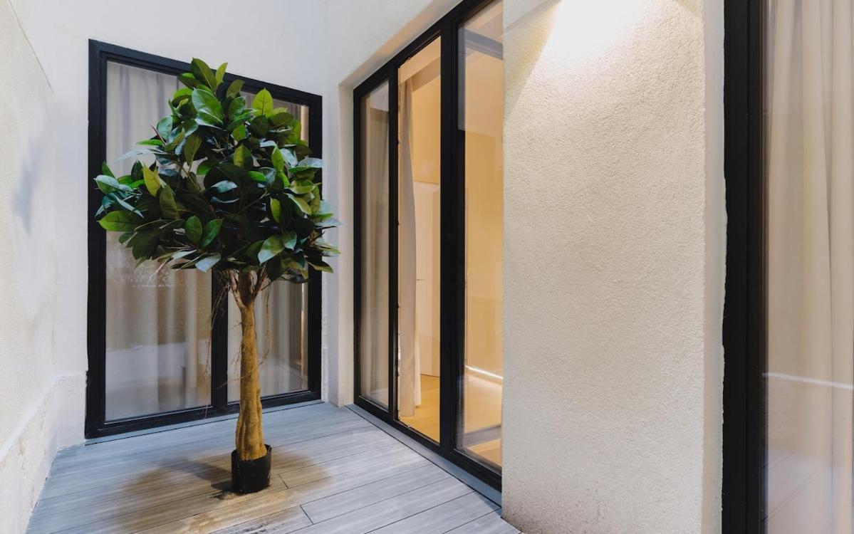 Large And Calm 2br With Ac & Patio Appartement Parijs