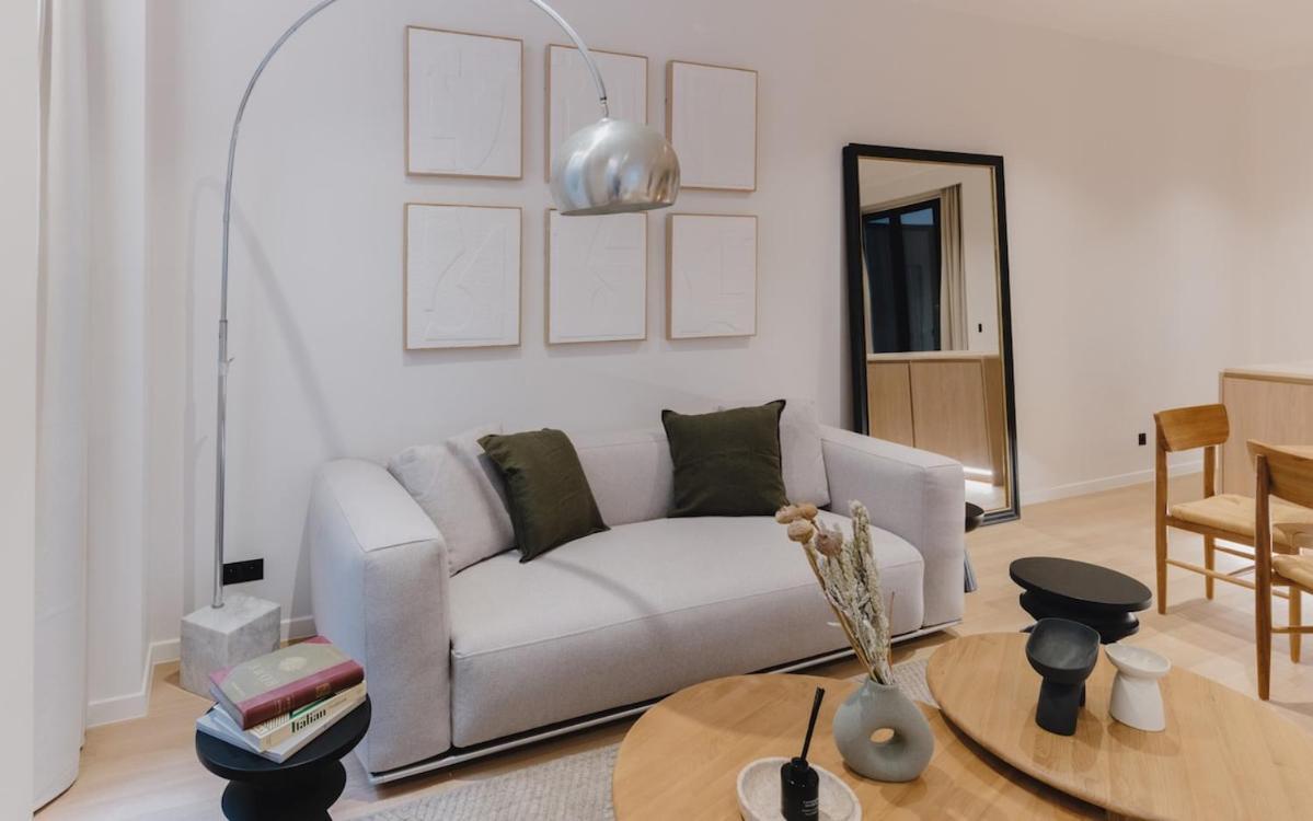 Large And Calm 2br With Ac & Patio Parijs